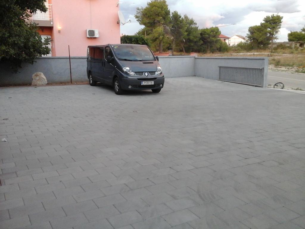 Haus Hanna Vodice Esterno foto